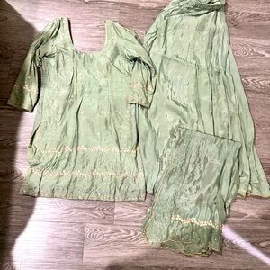 SHORT SHIRT PALLAZO SUIT